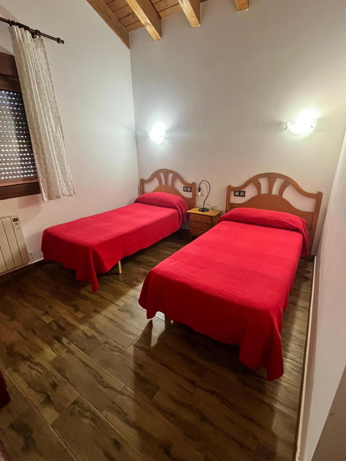 Casas Rurales Cuatro Valles Наредо-де-Фенар Экстерьер фото