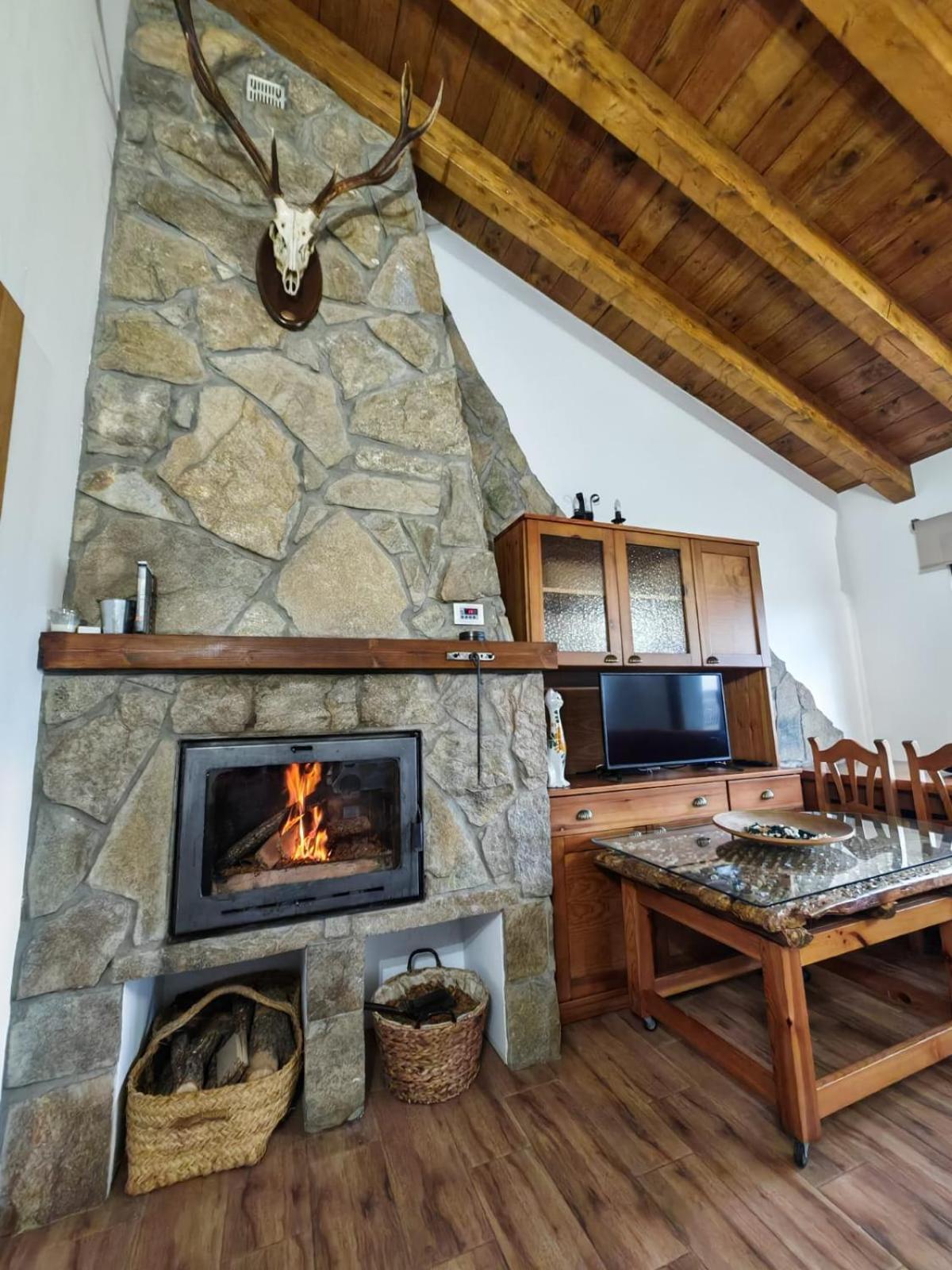 Casas Rurales Cuatro Valles Наредо-де-Фенар Экстерьер фото